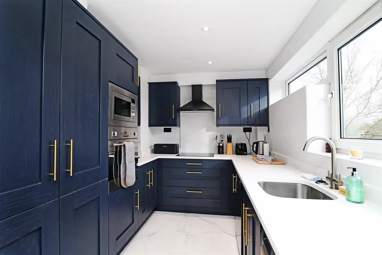 Grange Road, Bowdon, Cheshire WA14 3EU, photo 24