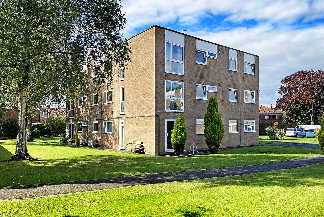 Grange Road, Bowdon, Cheshire WA14 3EU, photo 21