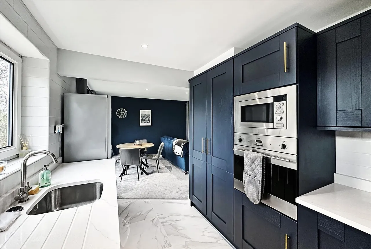 Grange Road, Bowdon, Cheshire WA14 3EU, photo 6