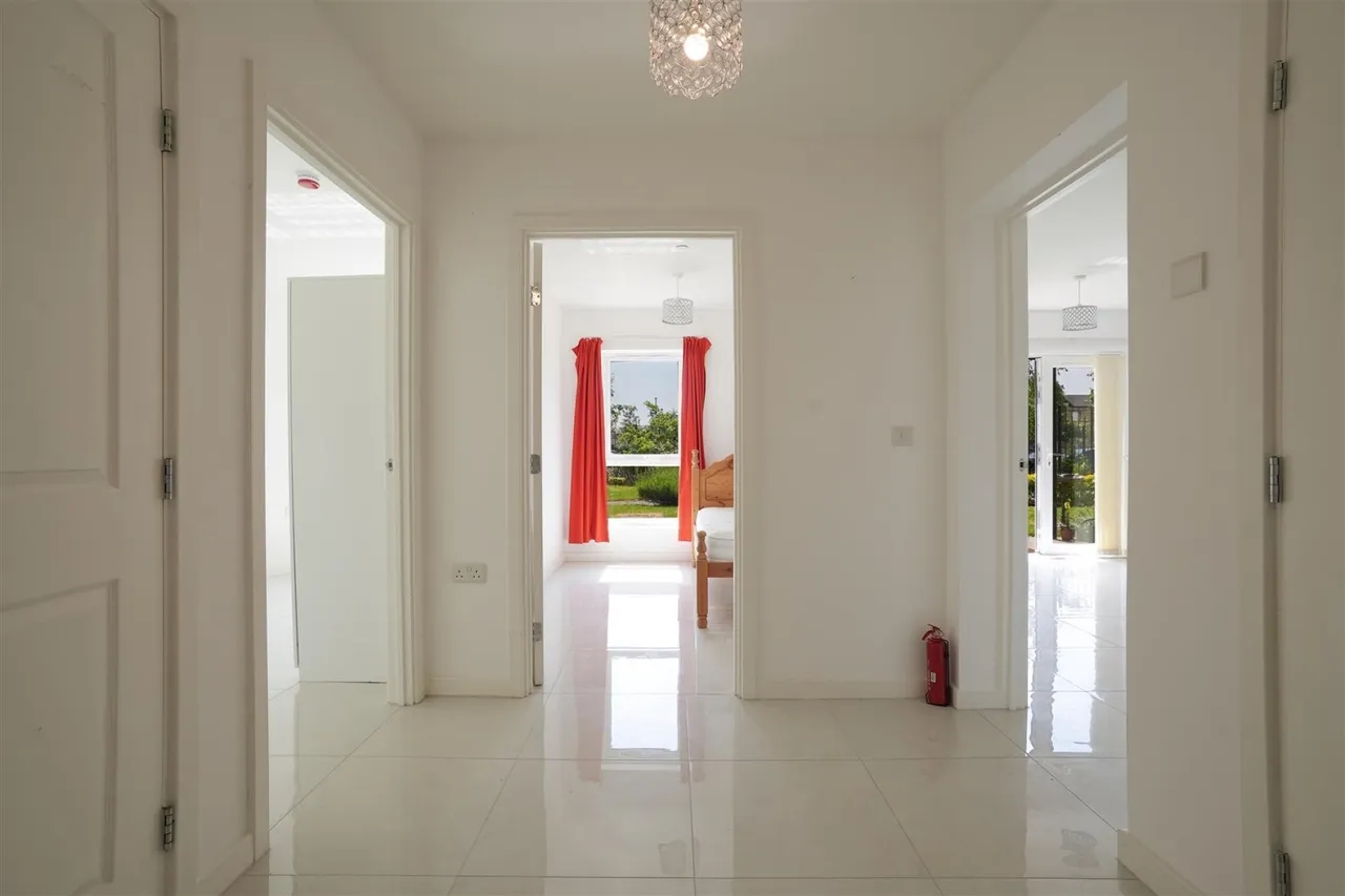 Flat 1, White Willows, 70, Dyche Road Sheffield, S8 8DS, photo 8