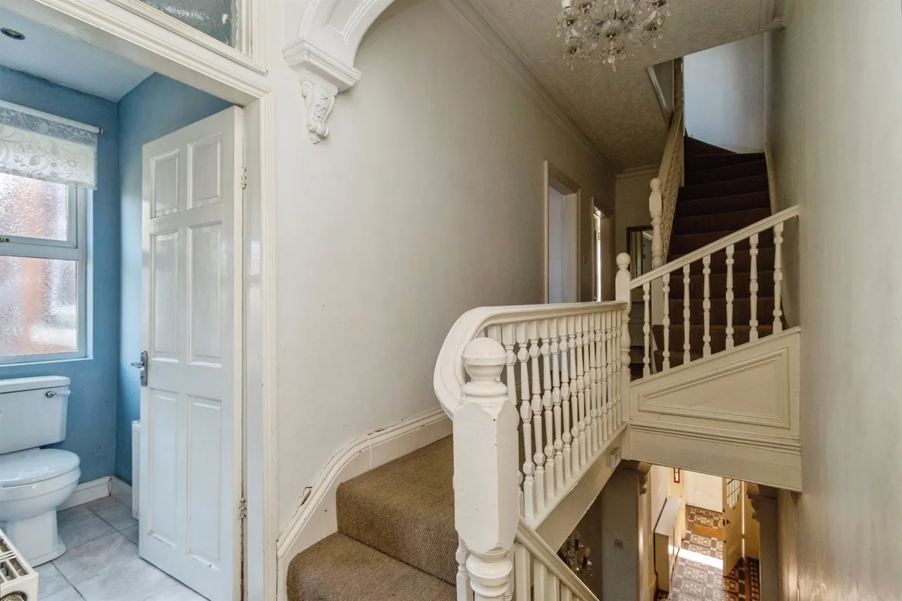 The Crescent, Walsall, WS1, photo 14