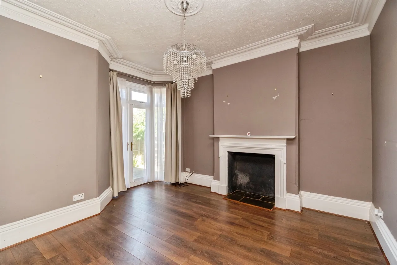 The Crescent, Walsall, WS1, photo 5