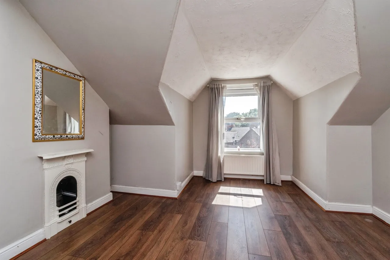 The Crescent, Walsall, WS1, photo 11