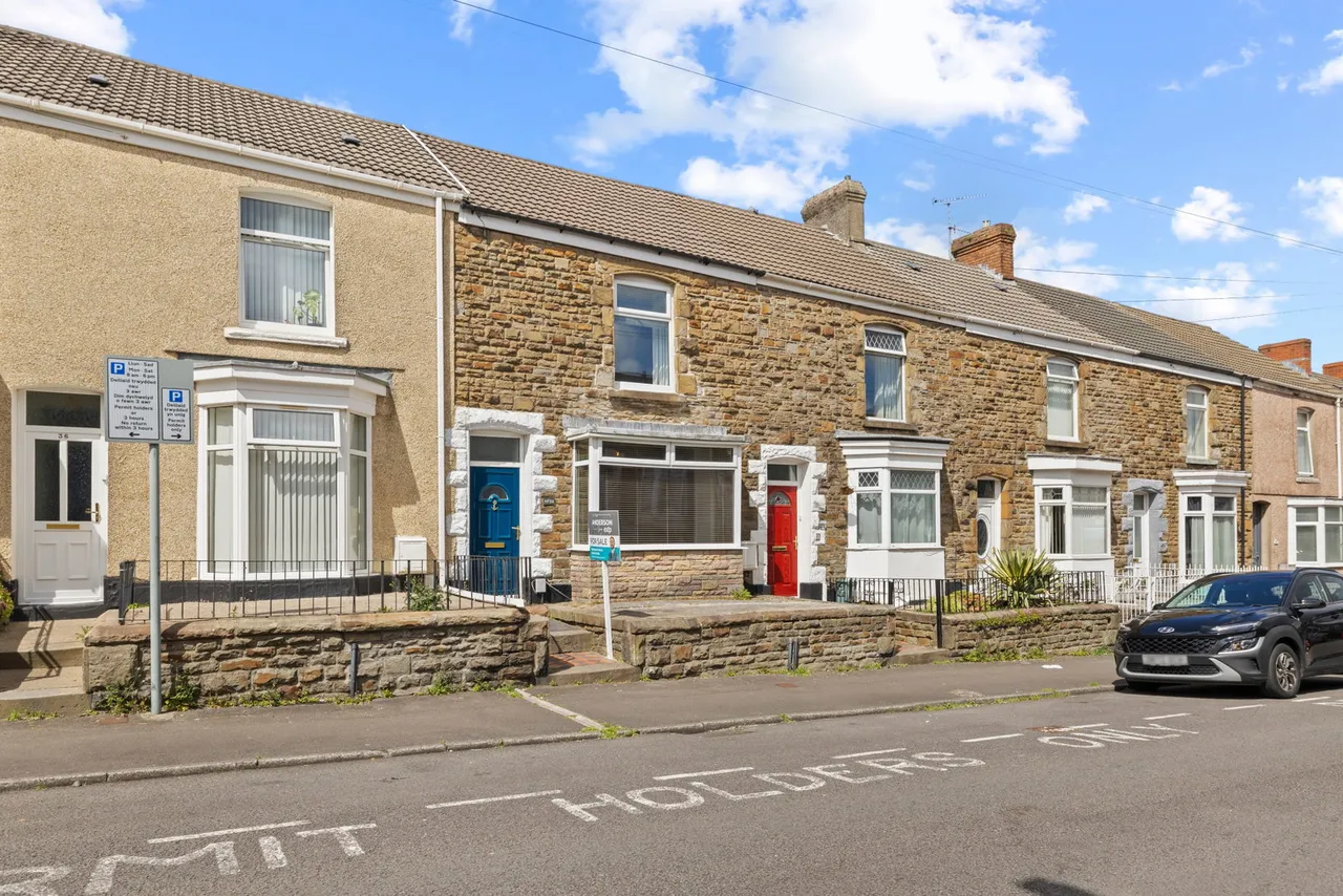 3 bed house for sale — Norfolk Street, Swansea, SA1 6JQ