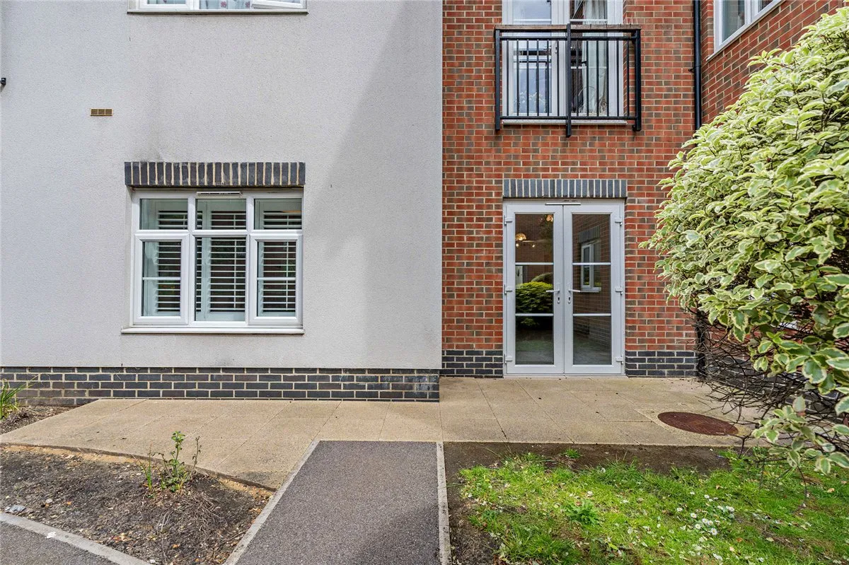 Bluecoats, Thatcham, RG18, photo 3