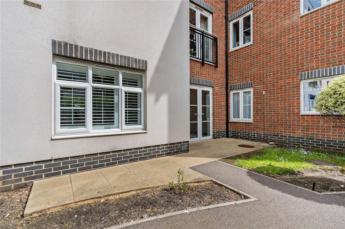 Bluecoats, Thatcham, RG18, photo 13