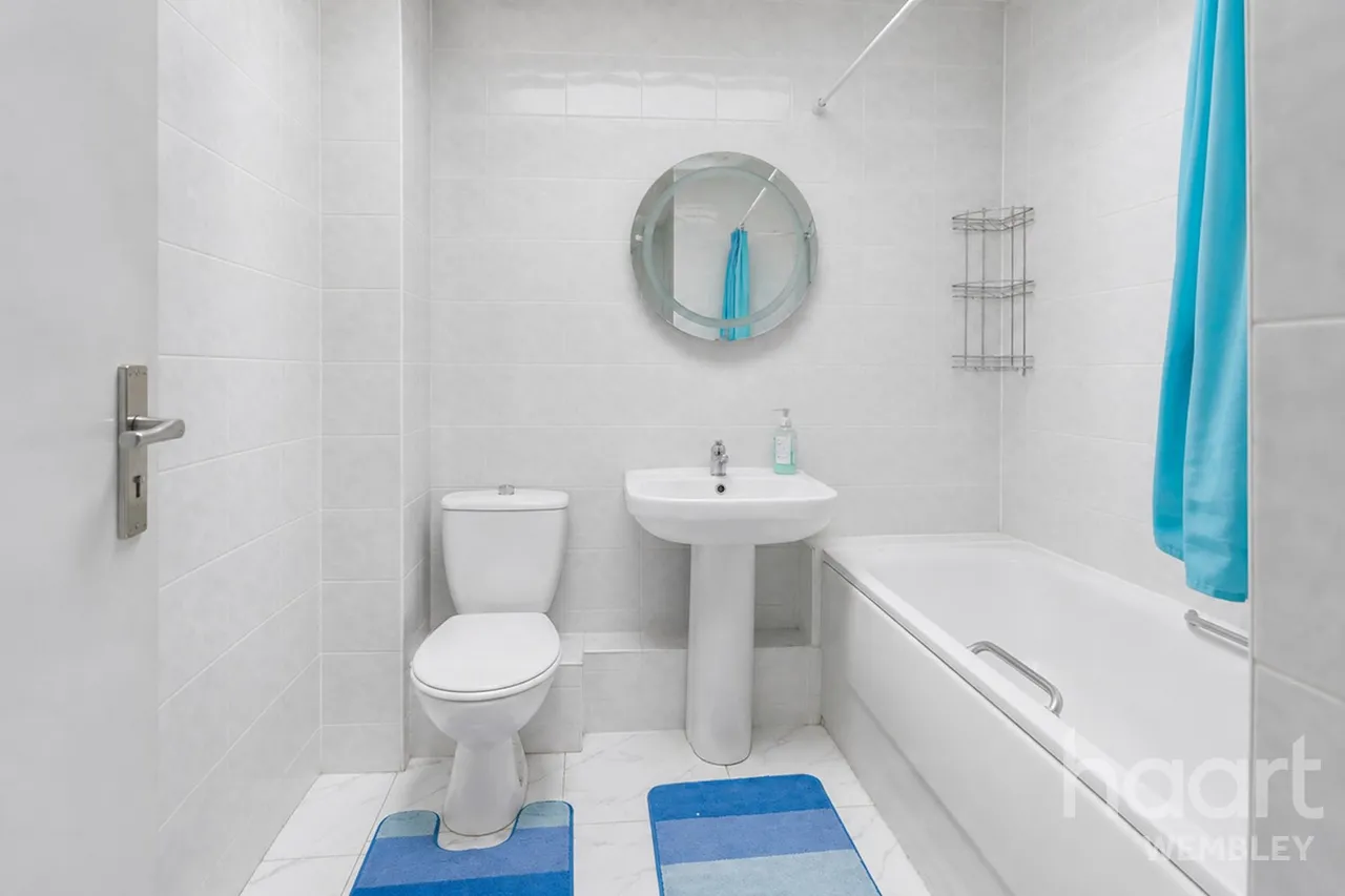 Chantry Crescent, London, NW10, photo 6
