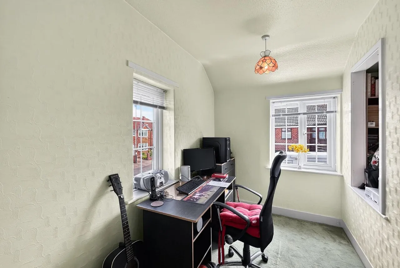 Cawdor Place, Timperley, Cheshire WA15 7XA, photo 17