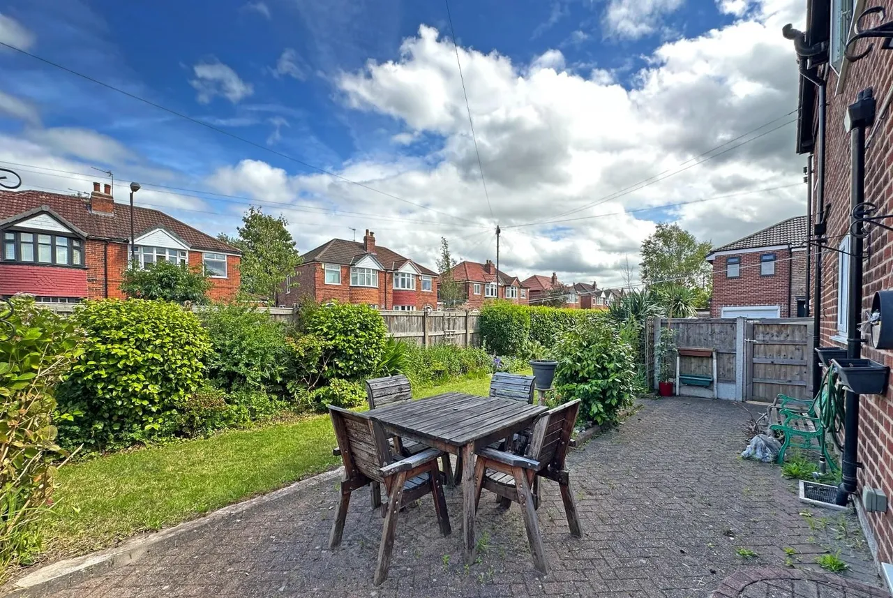 Cawdor Place, Timperley, Cheshire WA15 7XA, photo 22