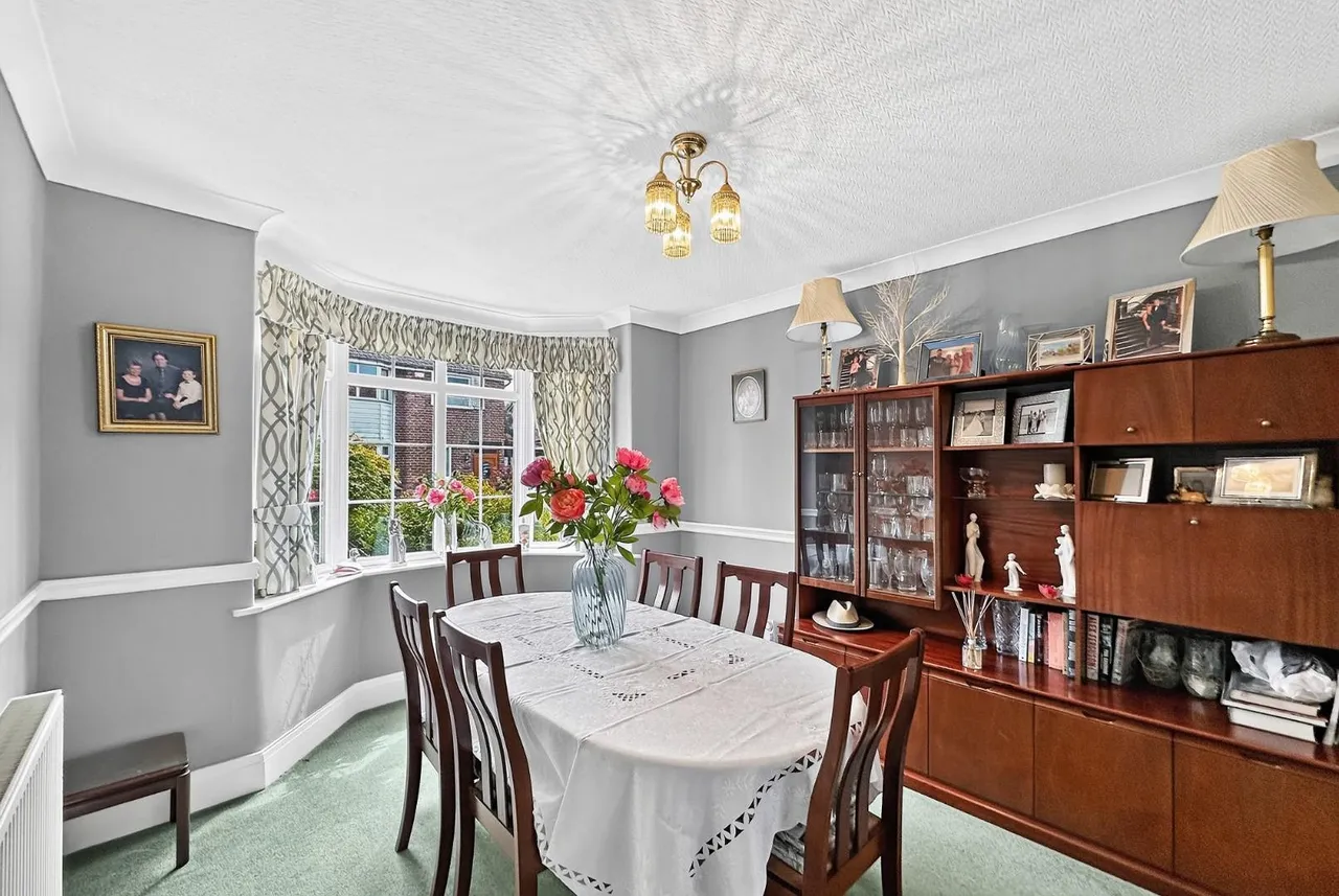 Cawdor Place, Timperley, Cheshire WA15 7XA, photo 3
