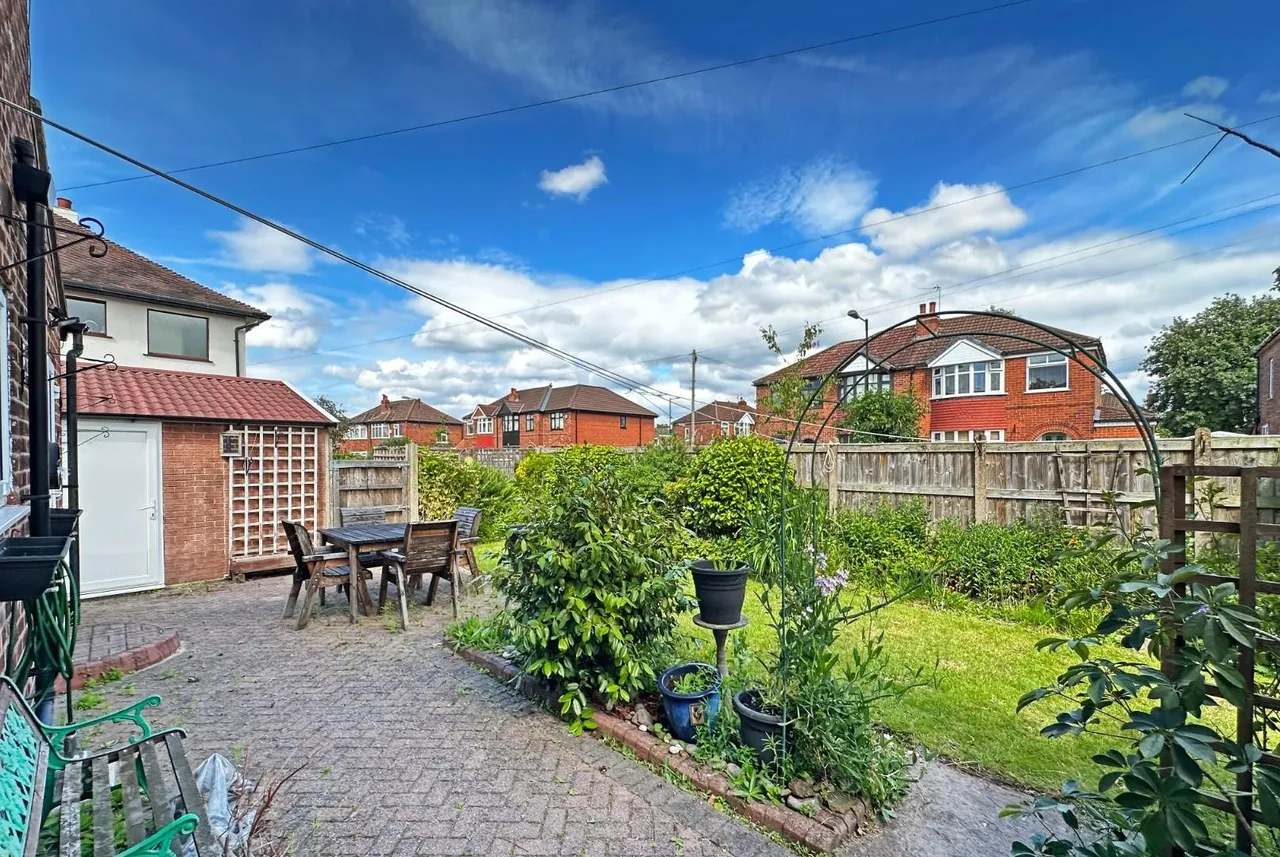 Cawdor Place, Timperley, Cheshire WA15 7XA, photo 11
