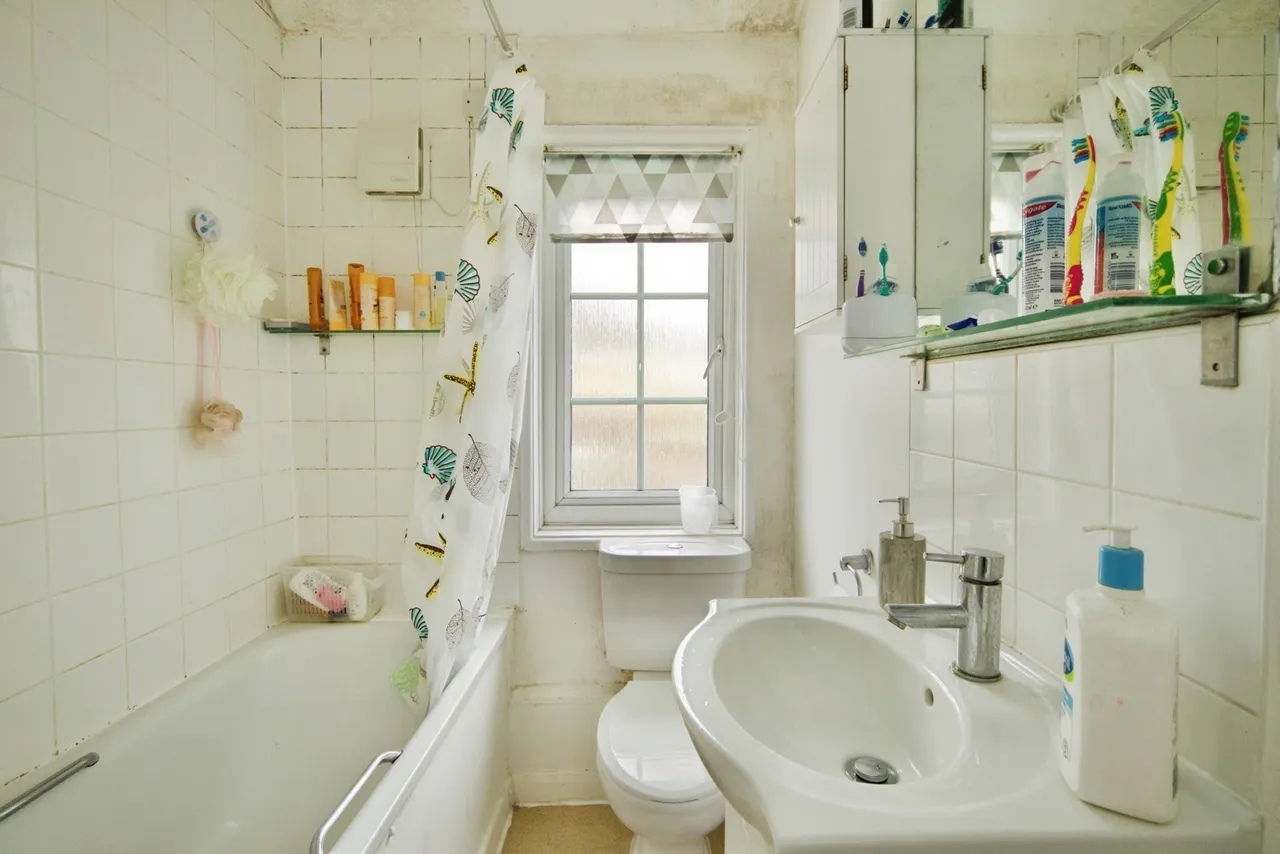 Henningham Road, London, N17, photo 10