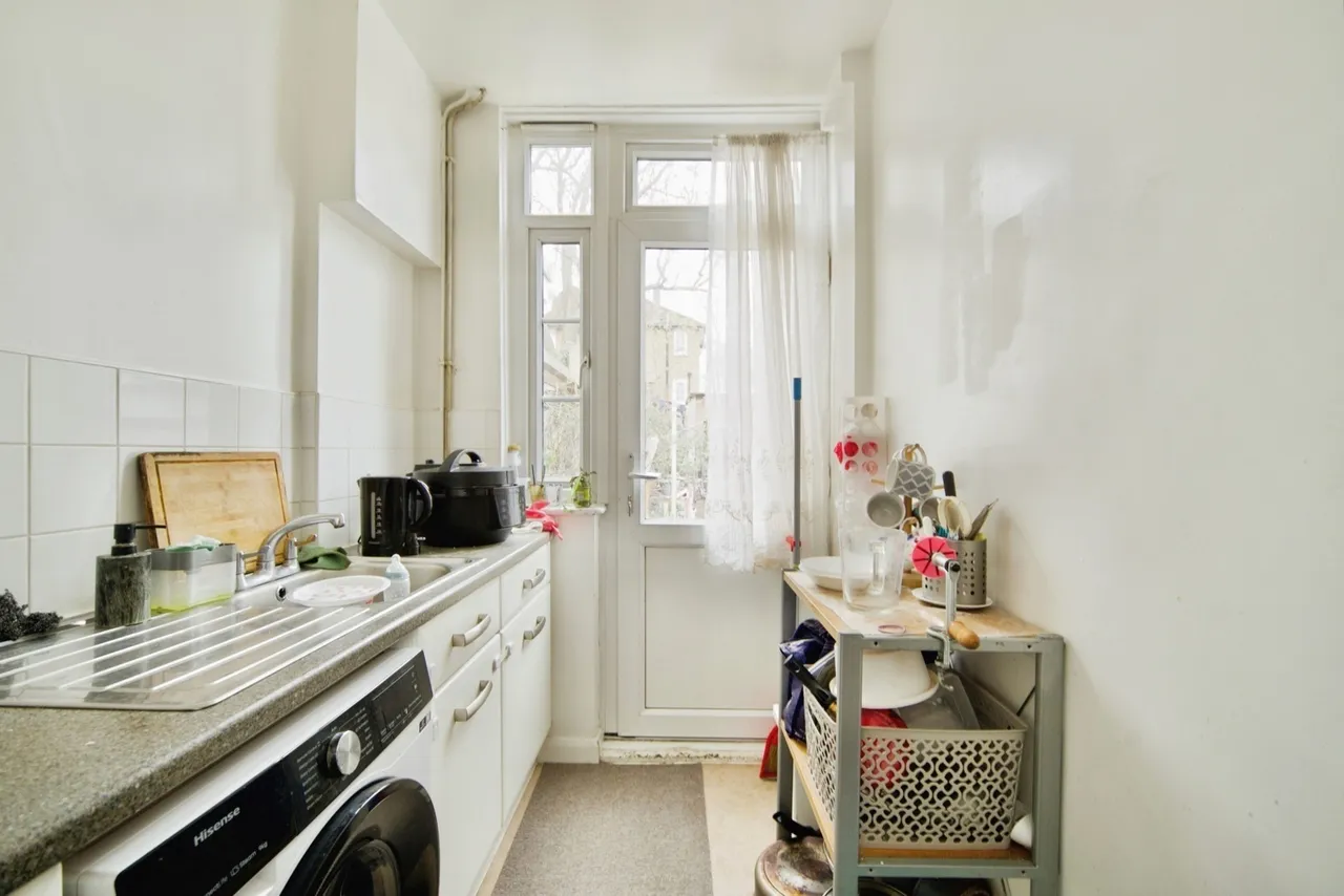 Henningham Road, London, N17, photo 22