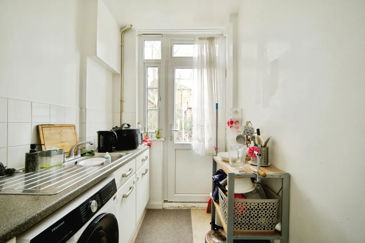 Henningham Road, London, N17, photo 17