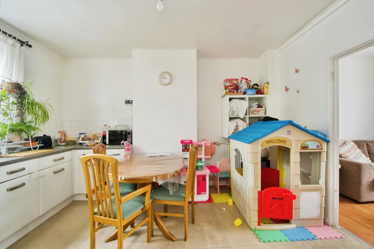 Henningham Road, London, N17, photo 15
