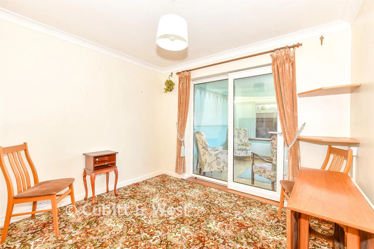 Churcher Road, Westbourne, PO10, photo 7