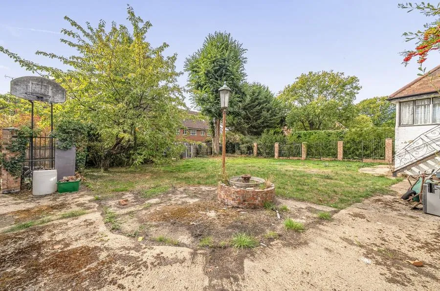 High Street, Sandhurst, GU47, photo 17
