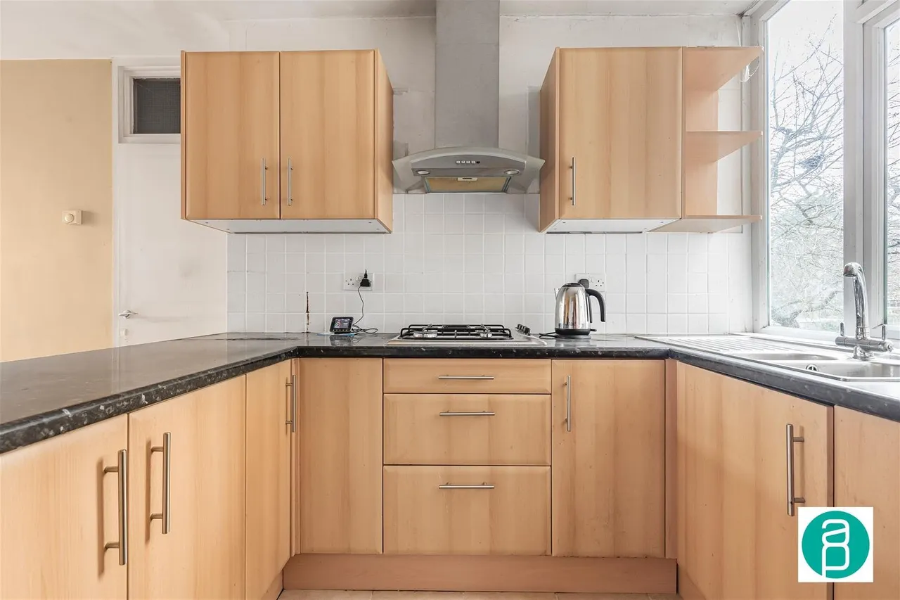 Victoria Drive, London SW19 6BB, photo 11