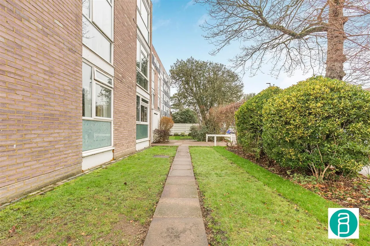 Victoria Drive, London SW19 6BB, photo 12