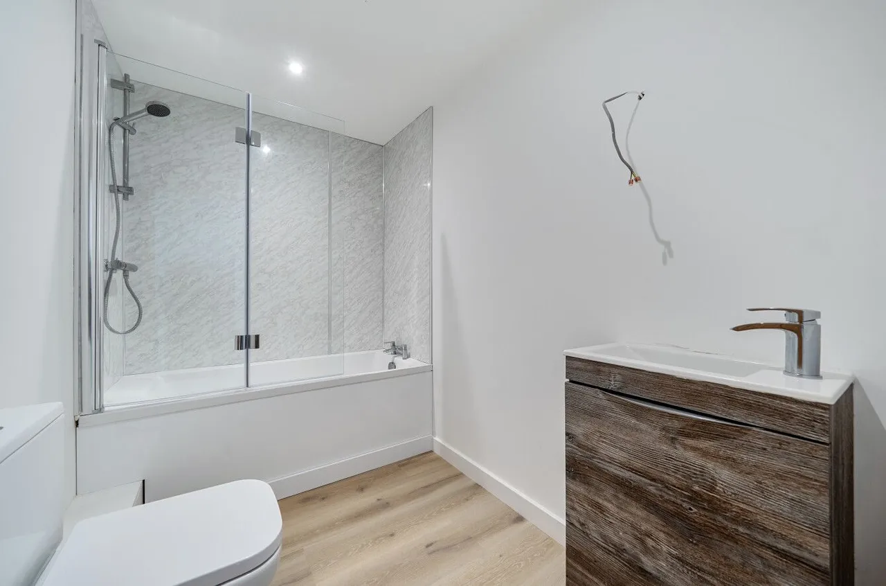 Batchelor Gardens, Harrogate, HG1, photo 13