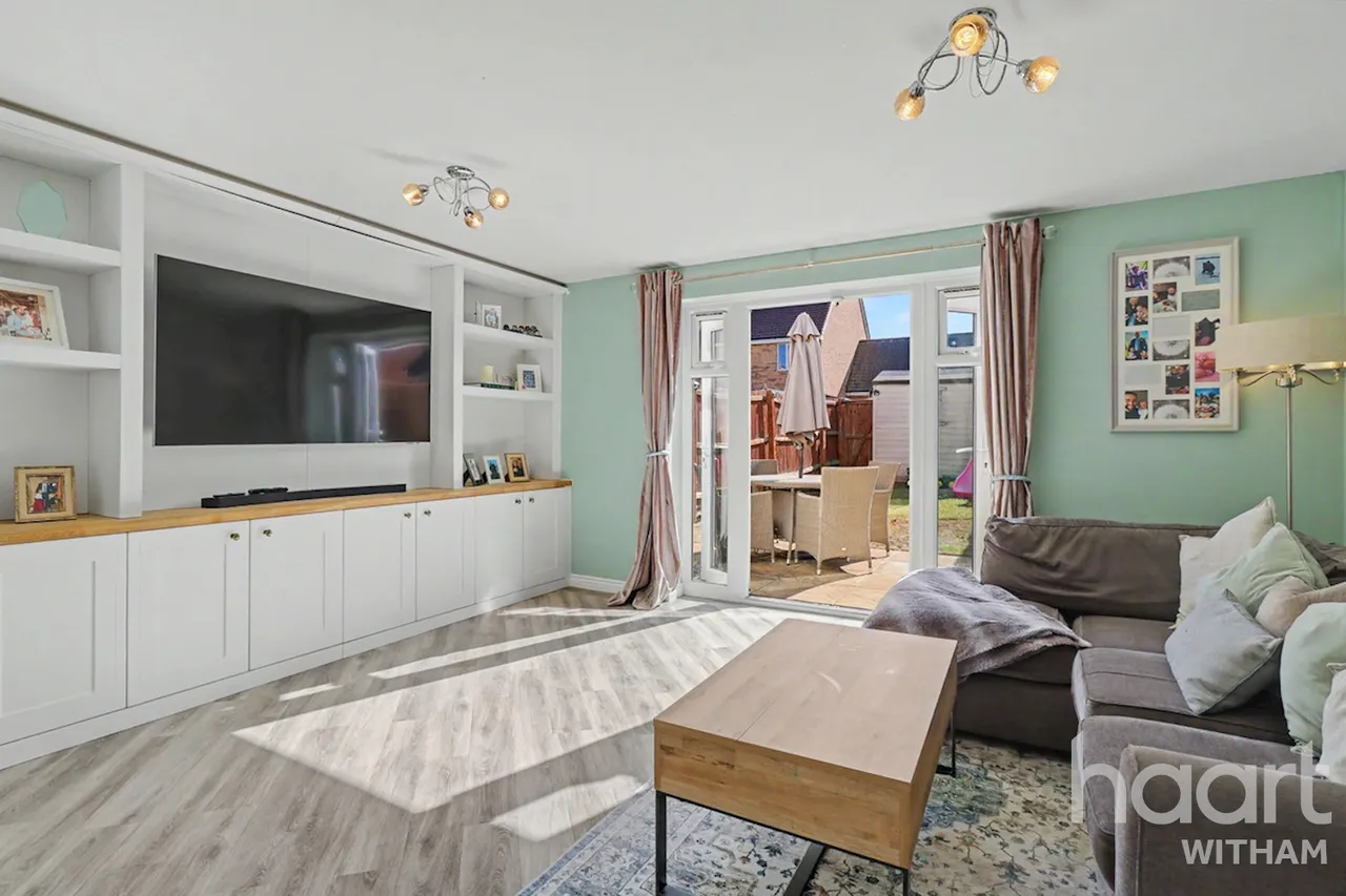 Duncombe Close, Witham, CM8, photo 2