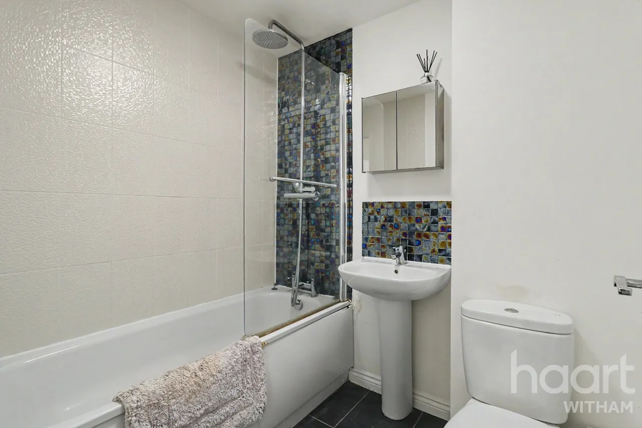 Duncombe Close, Witham, CM8, photo 8