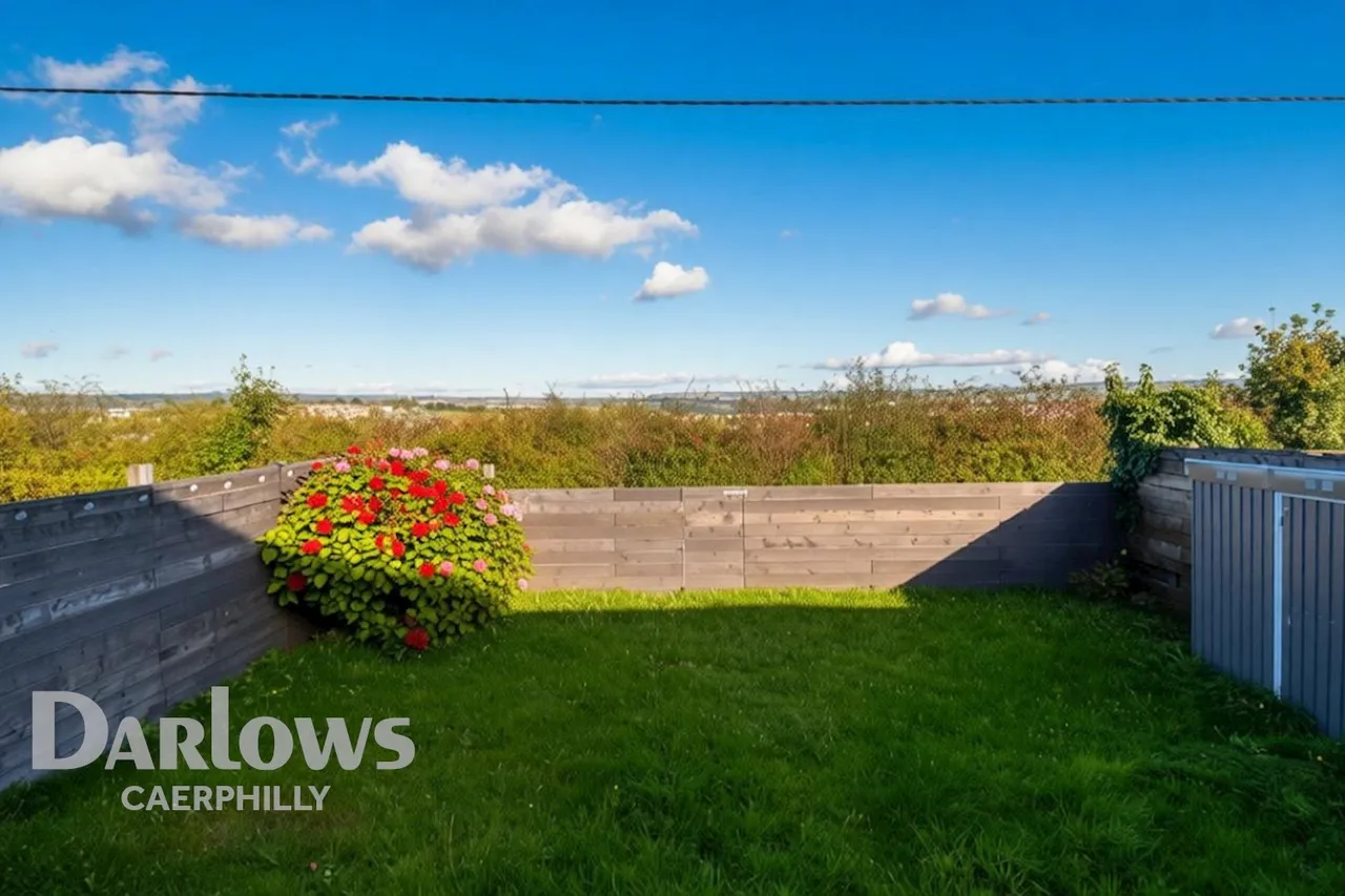 Penybryn Terrace, Hengoed, photo 16
