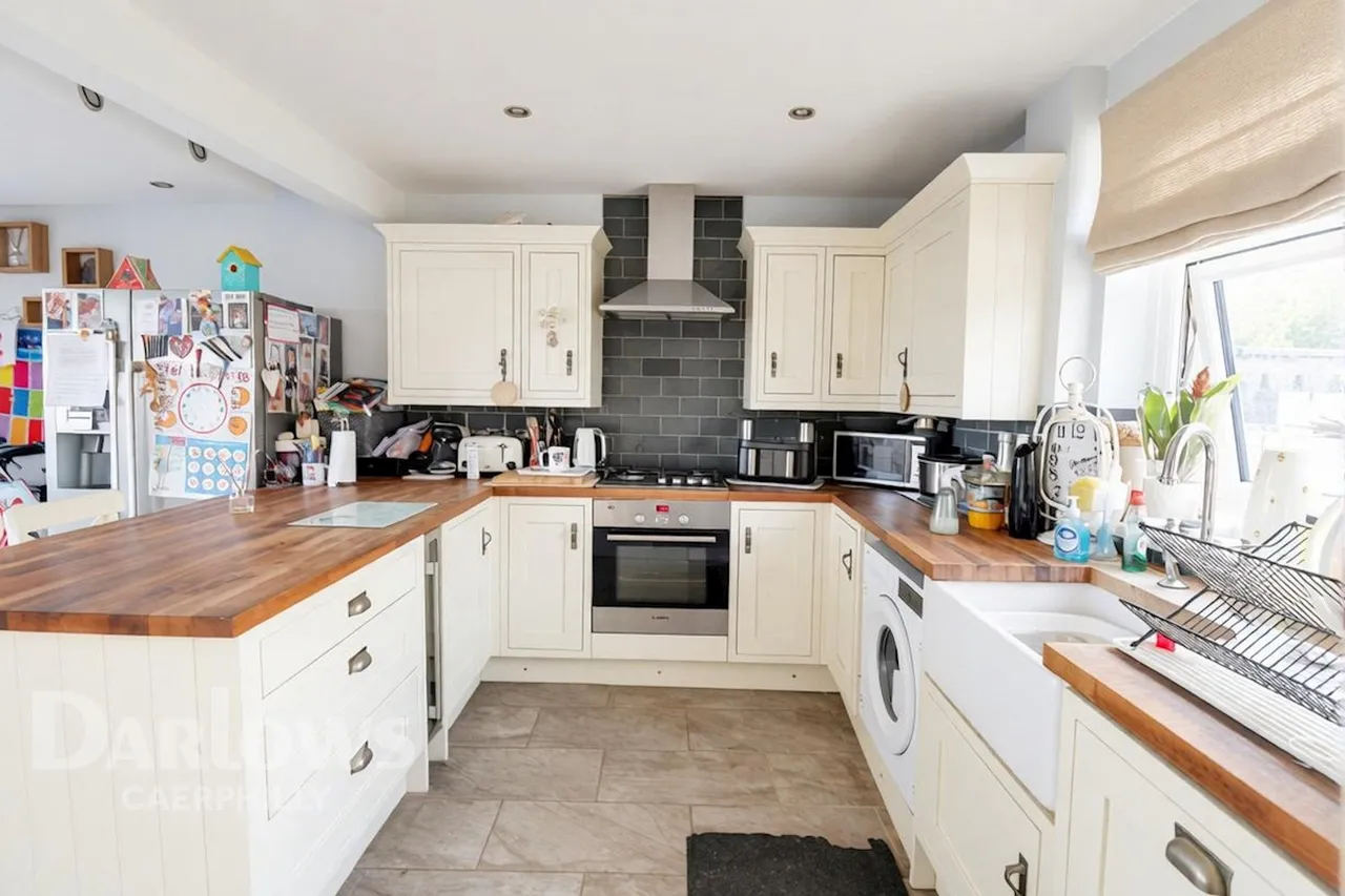 Penybryn Terrace, Hengoed, photo 6