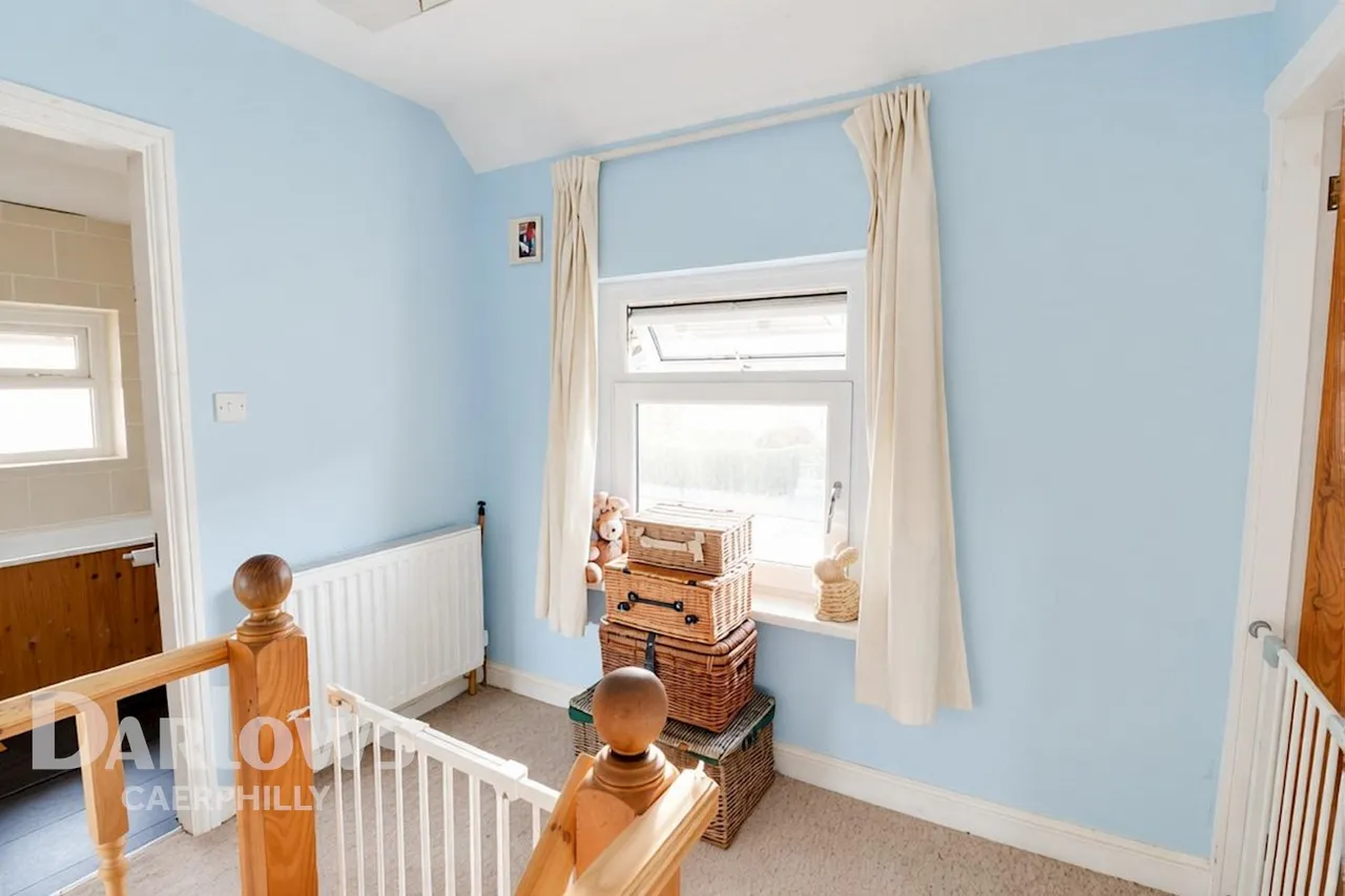 Penybryn Terrace, Hengoed, photo 14