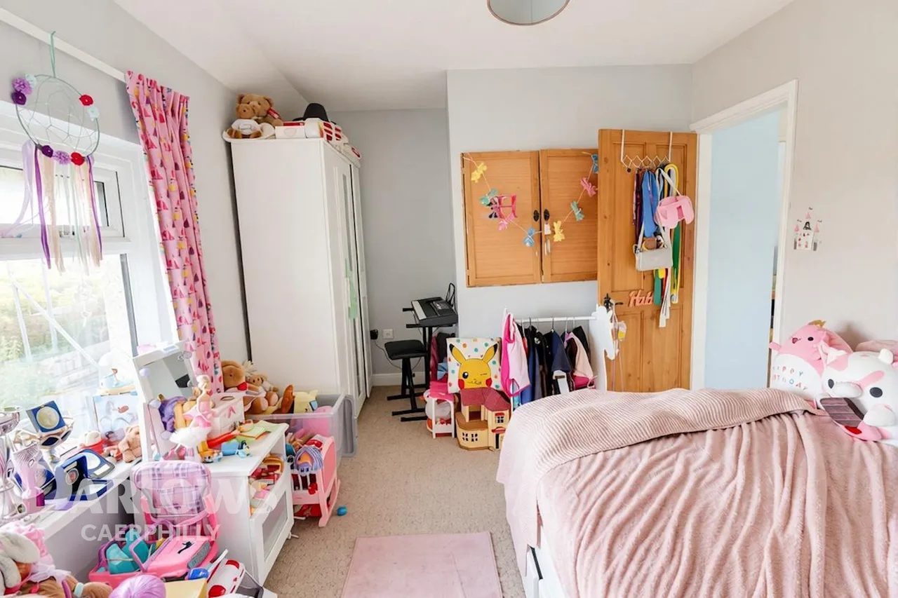 Penybryn Terrace, Hengoed, photo 13