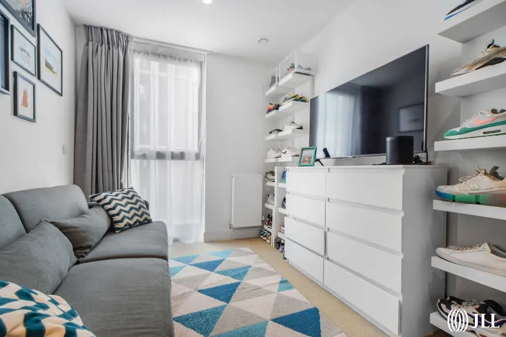 Barley Lane, Stratford, E15, photo 16