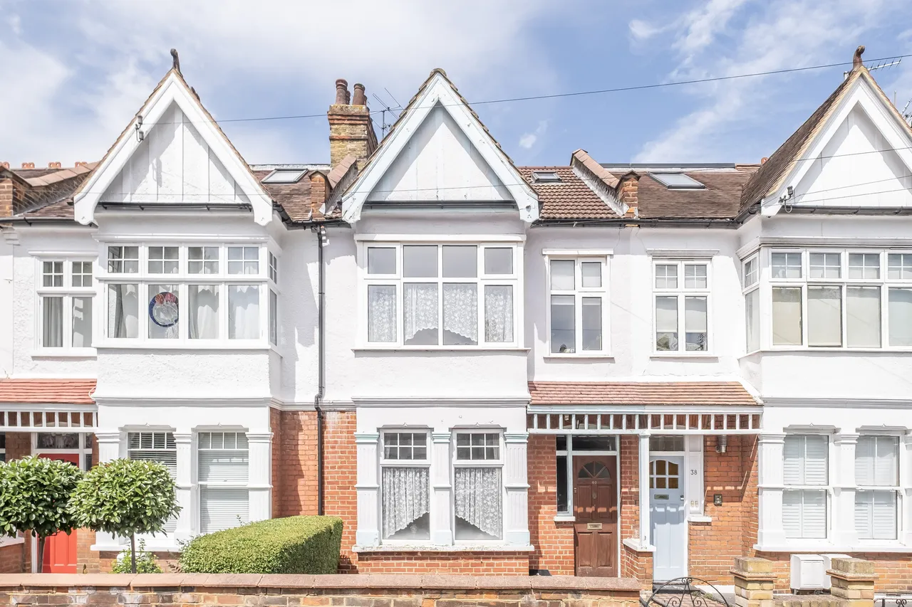 4 bed house for sale — Shalstone Road, London, SW14