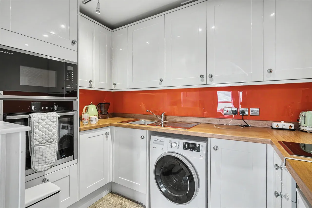 Bath Road, Sturminster Newton, photo 2