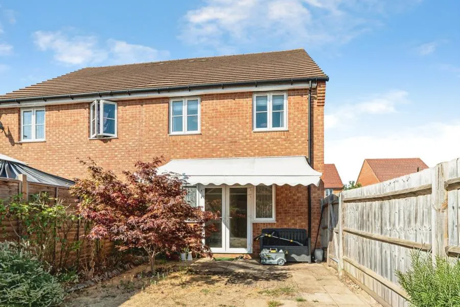 Lawrence Place, Shinfield, RG2, photo 14