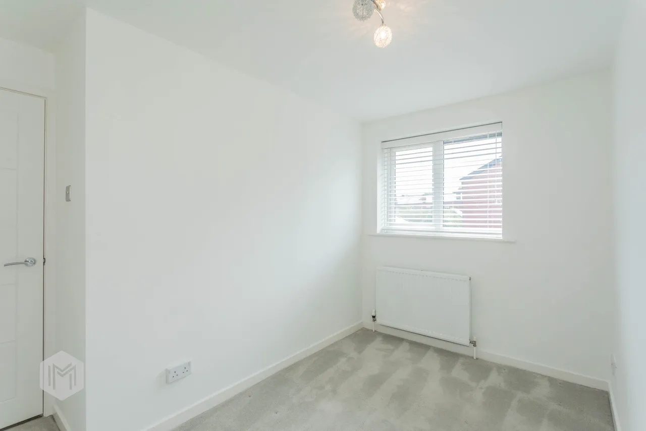 Carlton Street, Farnworth, BL4, photo 14