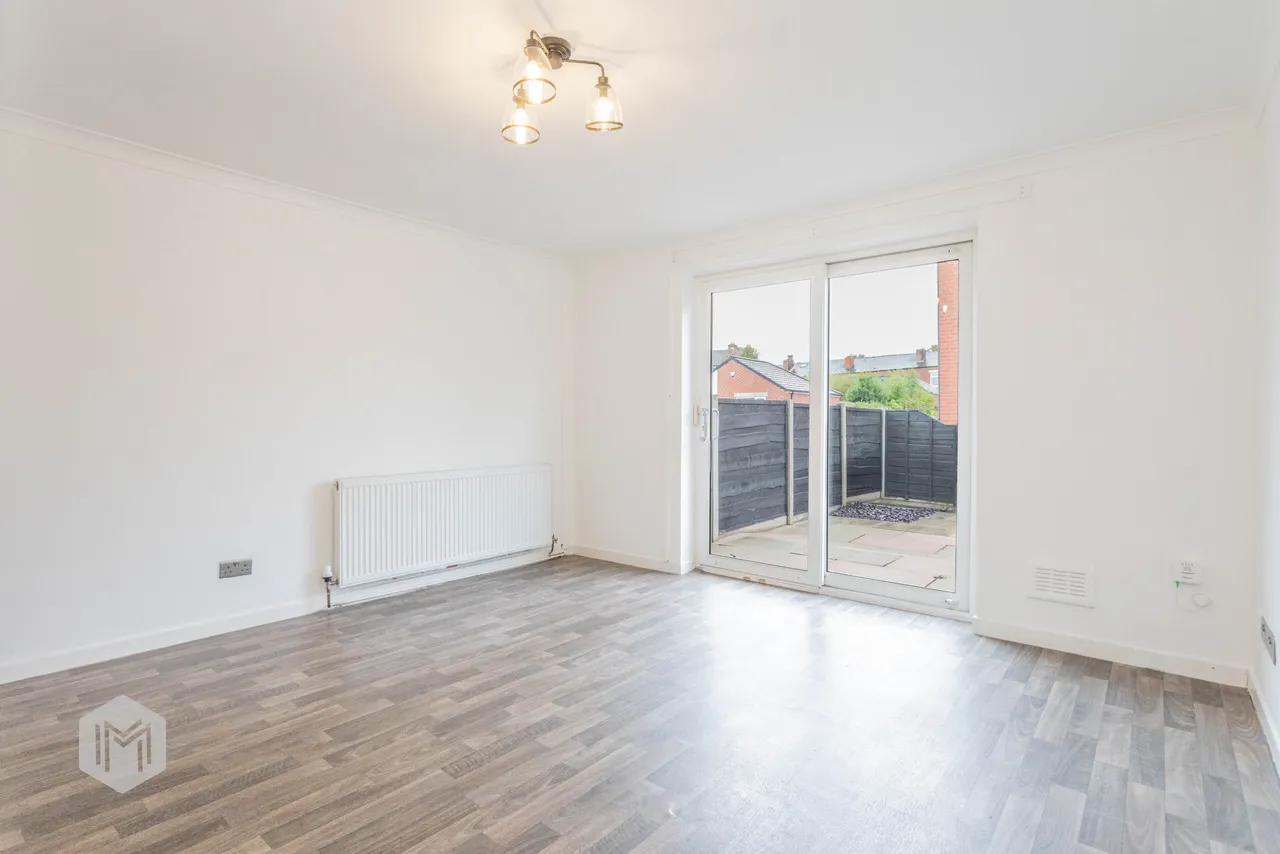 Carlton Street, Farnworth, BL4, photo 6