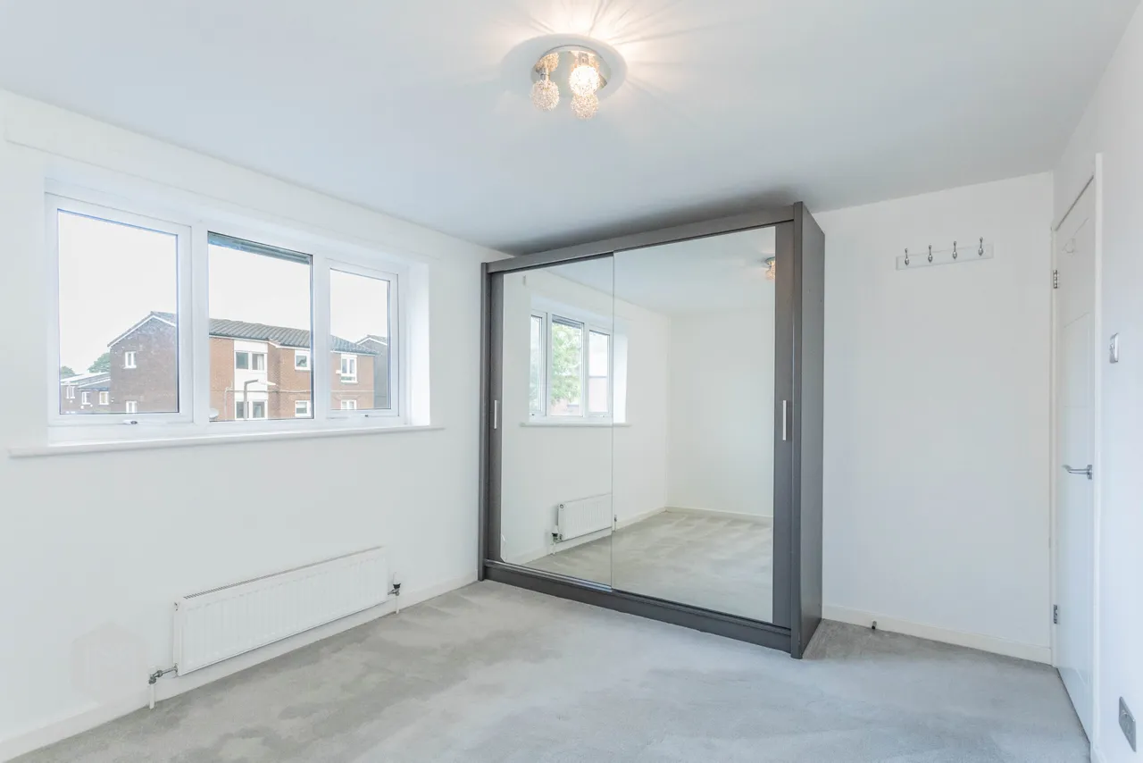 Carlton Street, Farnworth, BL4, photo 12