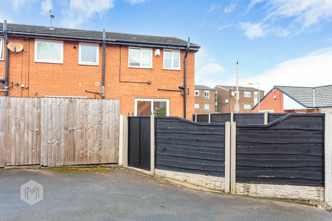 Carlton Street, Farnworth, BL4, photo 21