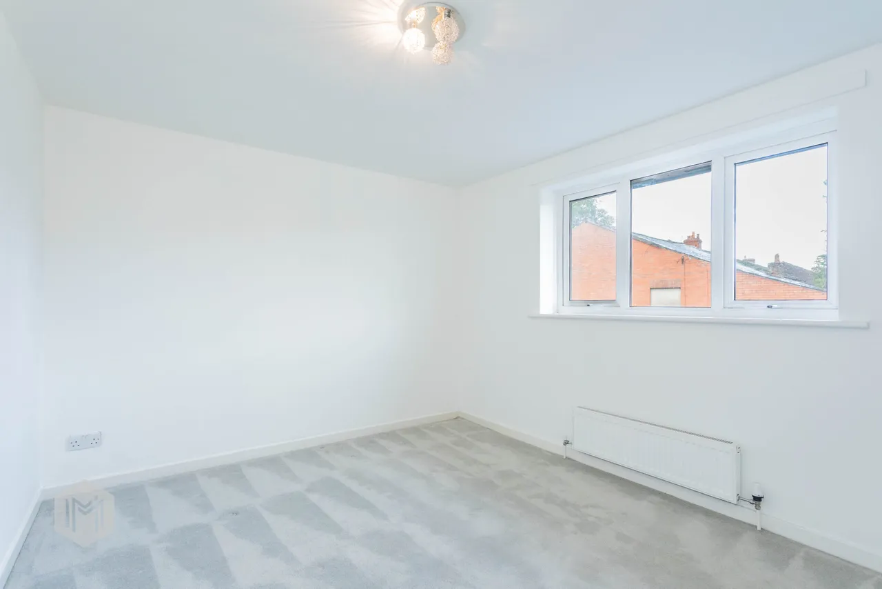 Carlton Street, Farnworth, BL4, photo 11