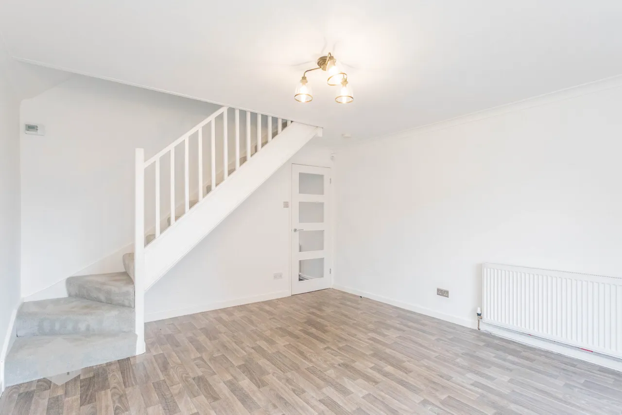 Carlton Street, Farnworth, BL4, photo 2