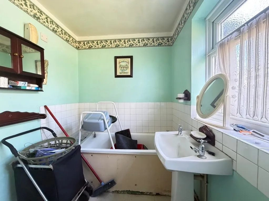 Woodside Crescent, Sidcup, DA15, photo 5