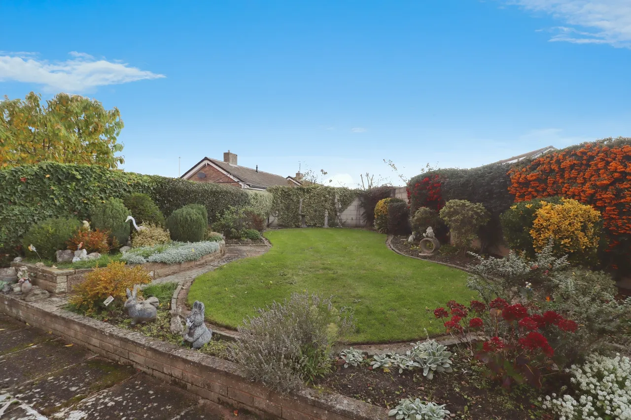 Balmoral Road, Dunscroft, DN7, photo 13