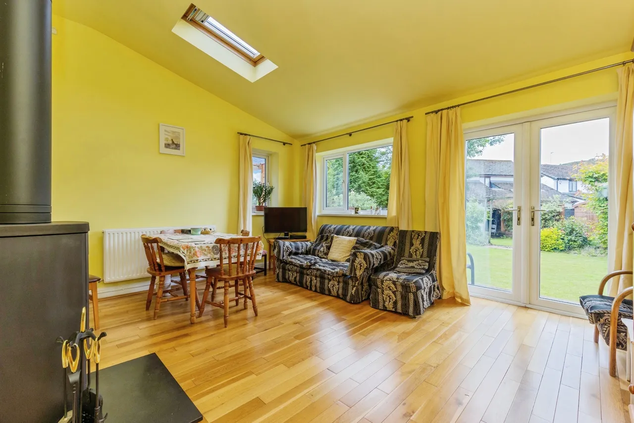 Friars Close, Macclesfield, SK10, photo 2