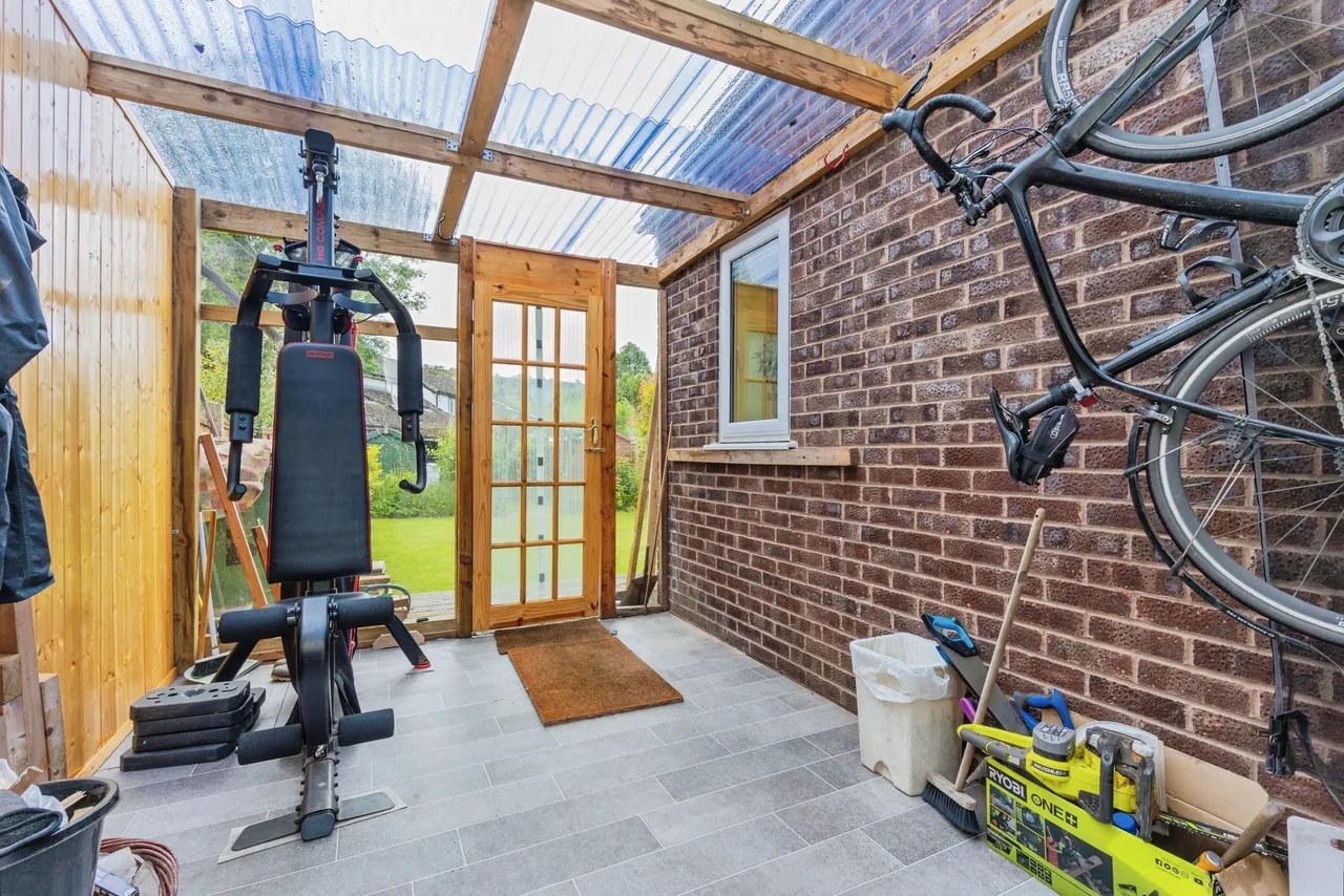 Friars Close, Macclesfield, SK10, photo 8