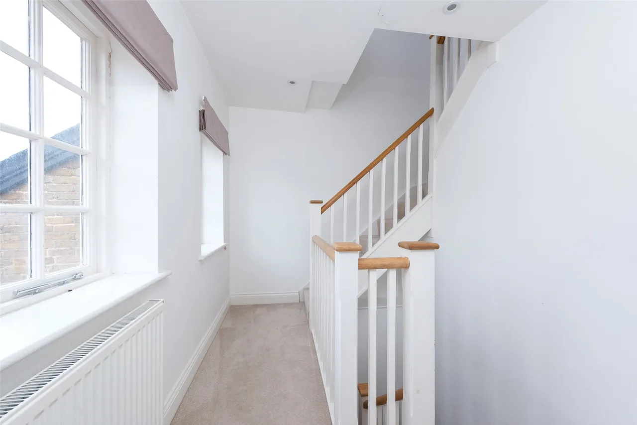 Brew House Lane, Hartley Wintney, Hook, RG27 8QA, photo 10