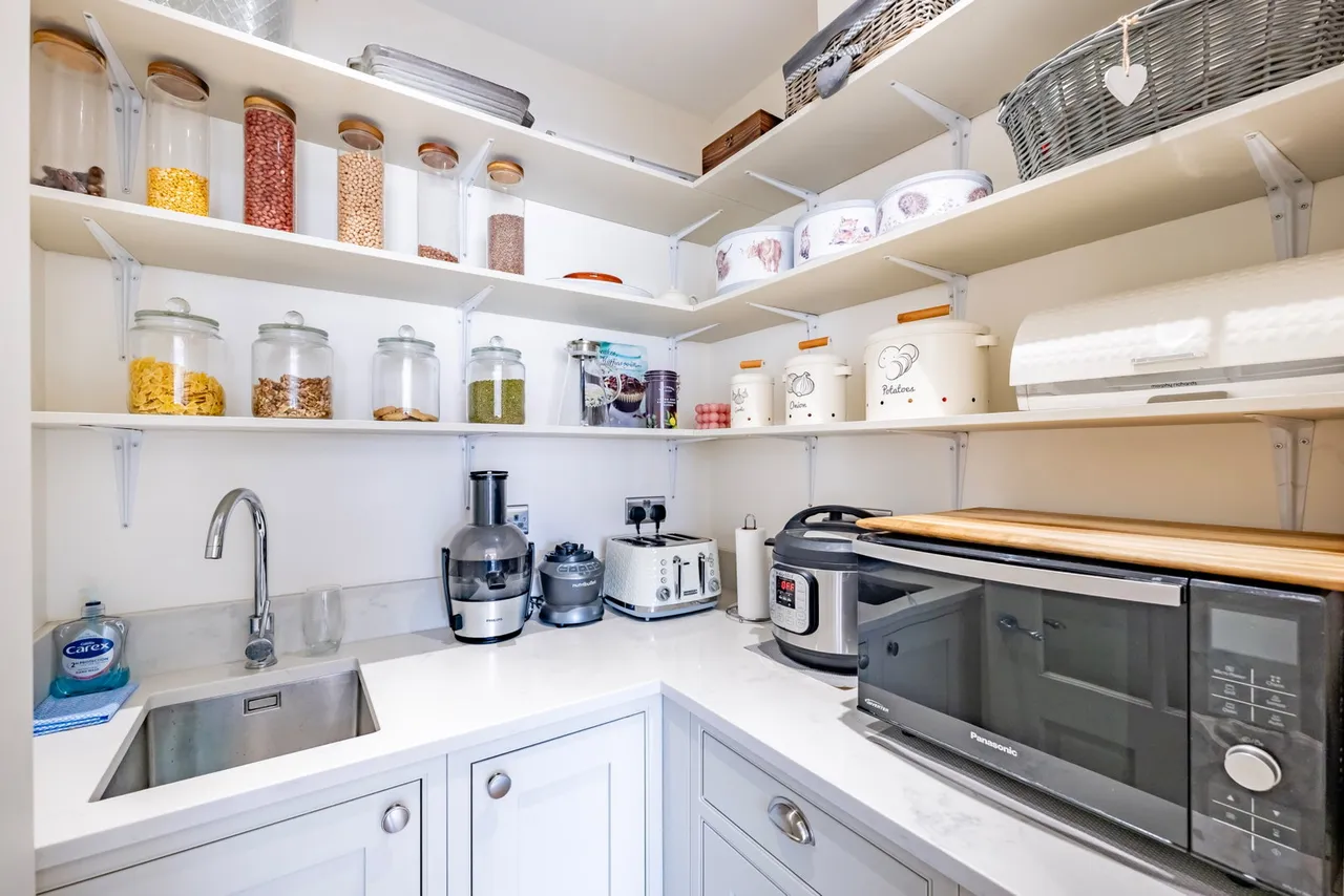 Oxhawth Crescent, Bromley, BR2, photo 8