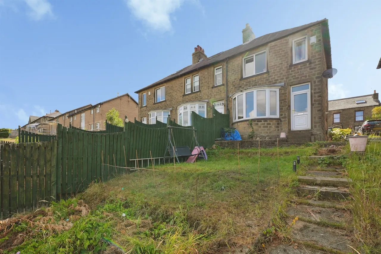 Close Hill Lane, Newsome, Huddersfield, photo 9