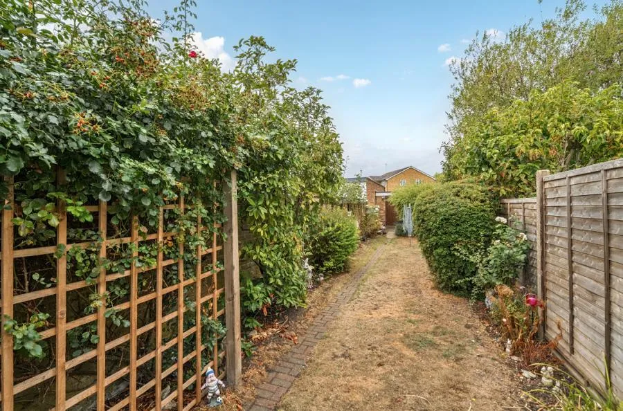 Albany Road, Old Windsor, SL4, photo 20