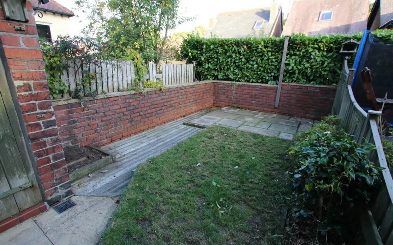 Frickley Road, Sheffield, photo 14