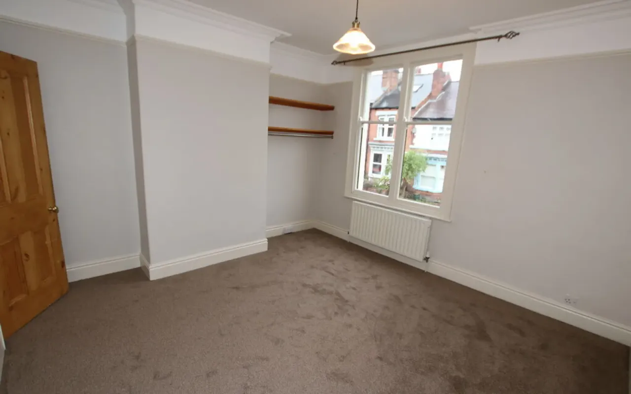Frickley Road, Sheffield, photo 6